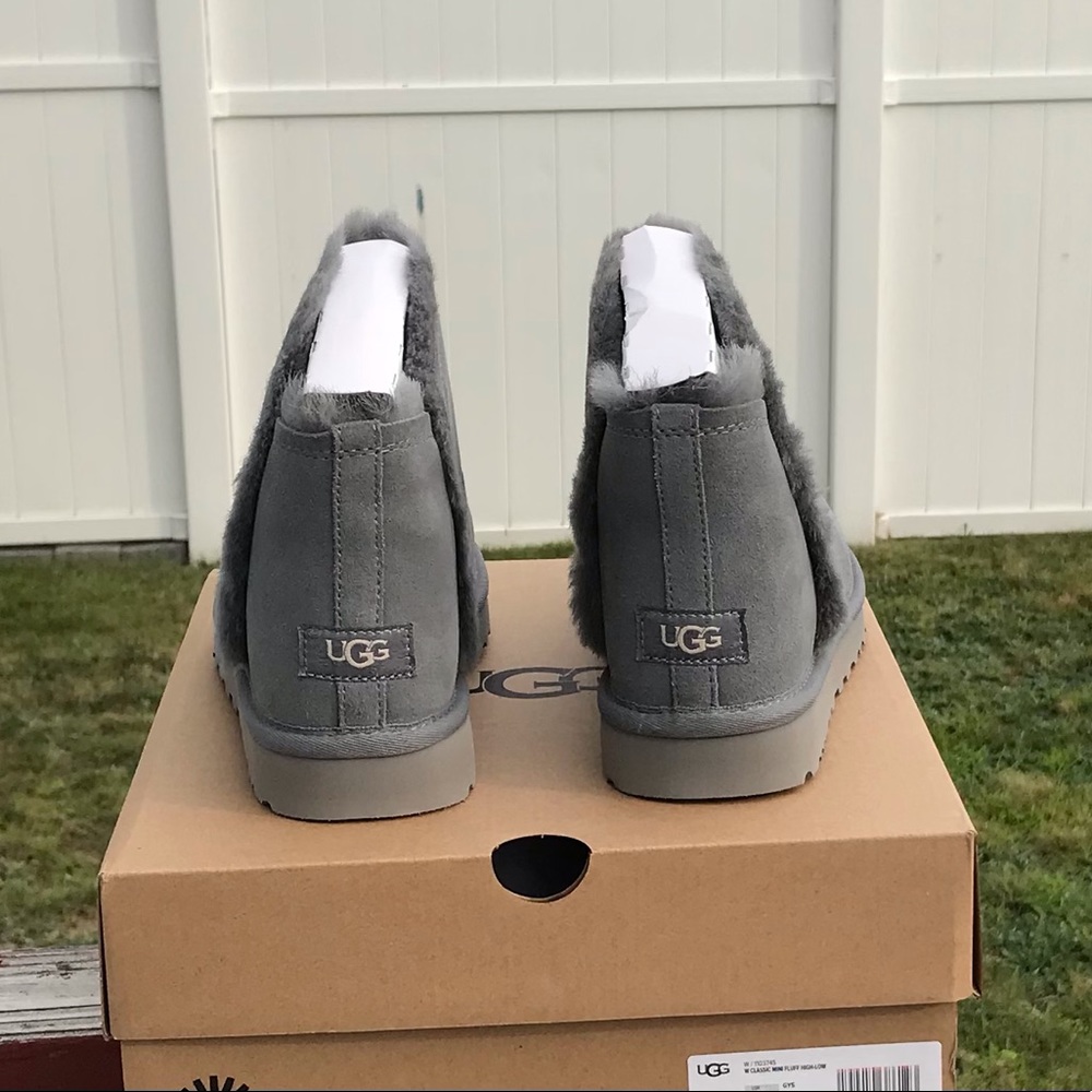 UGG Classic Mini Fluff High-Low - Picture 6 of 8